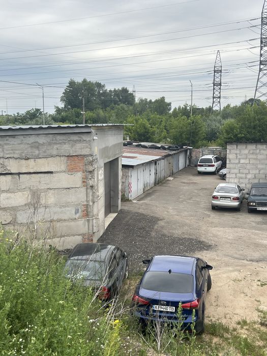 Продам гараж (під  СТО, цех, склад) АКБЕГ Мінський, вул С. Кульженків1