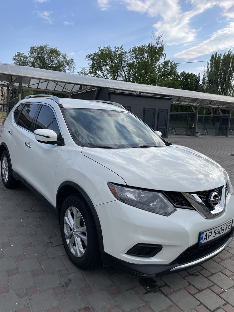 Nissan rogue 2016
