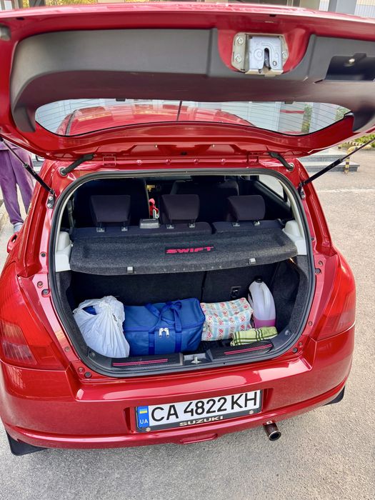 Suzuki Swift 1,3 2006 рік. (обмін на АКПП)