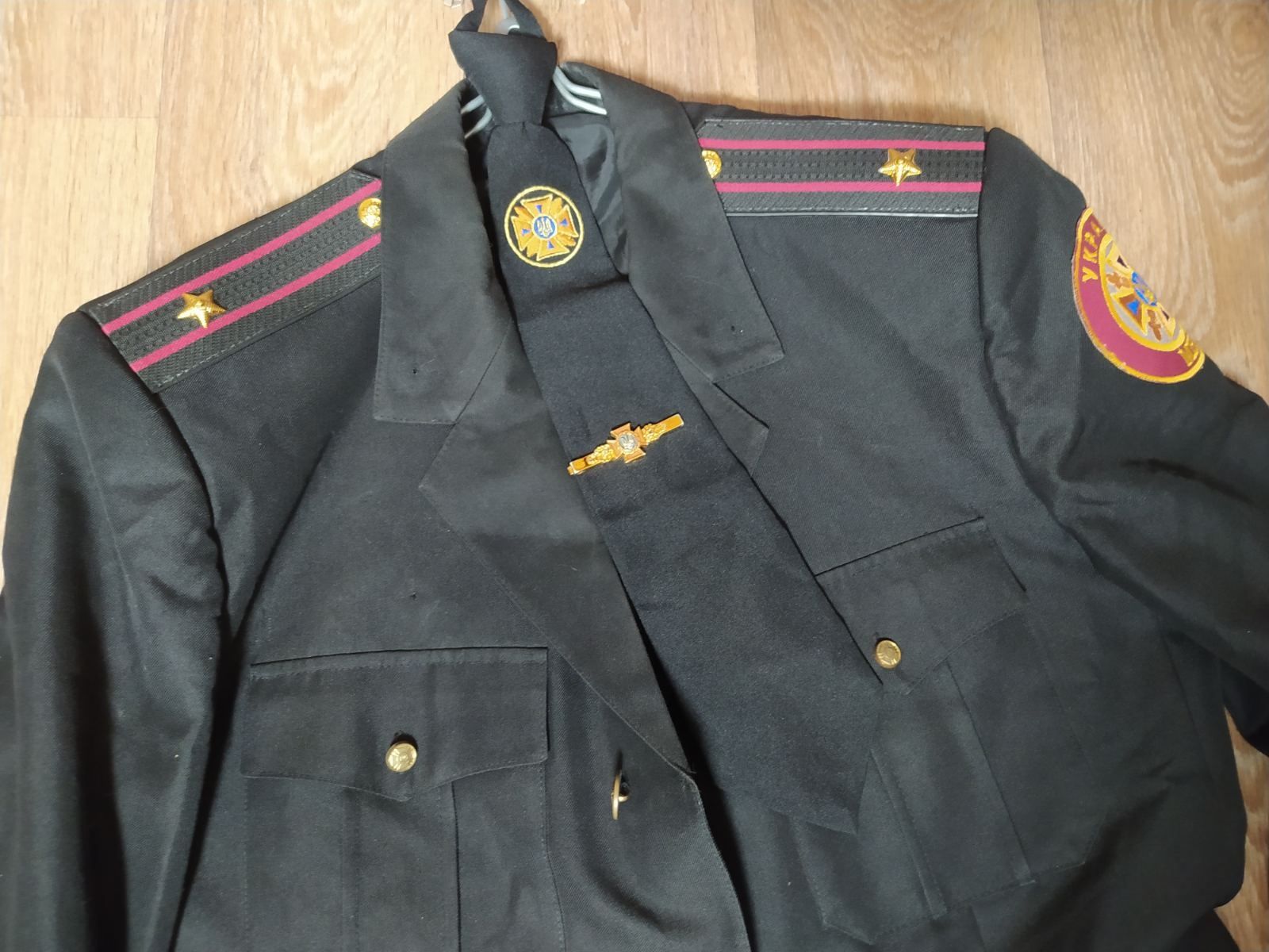 Черный  пиджак МНС.