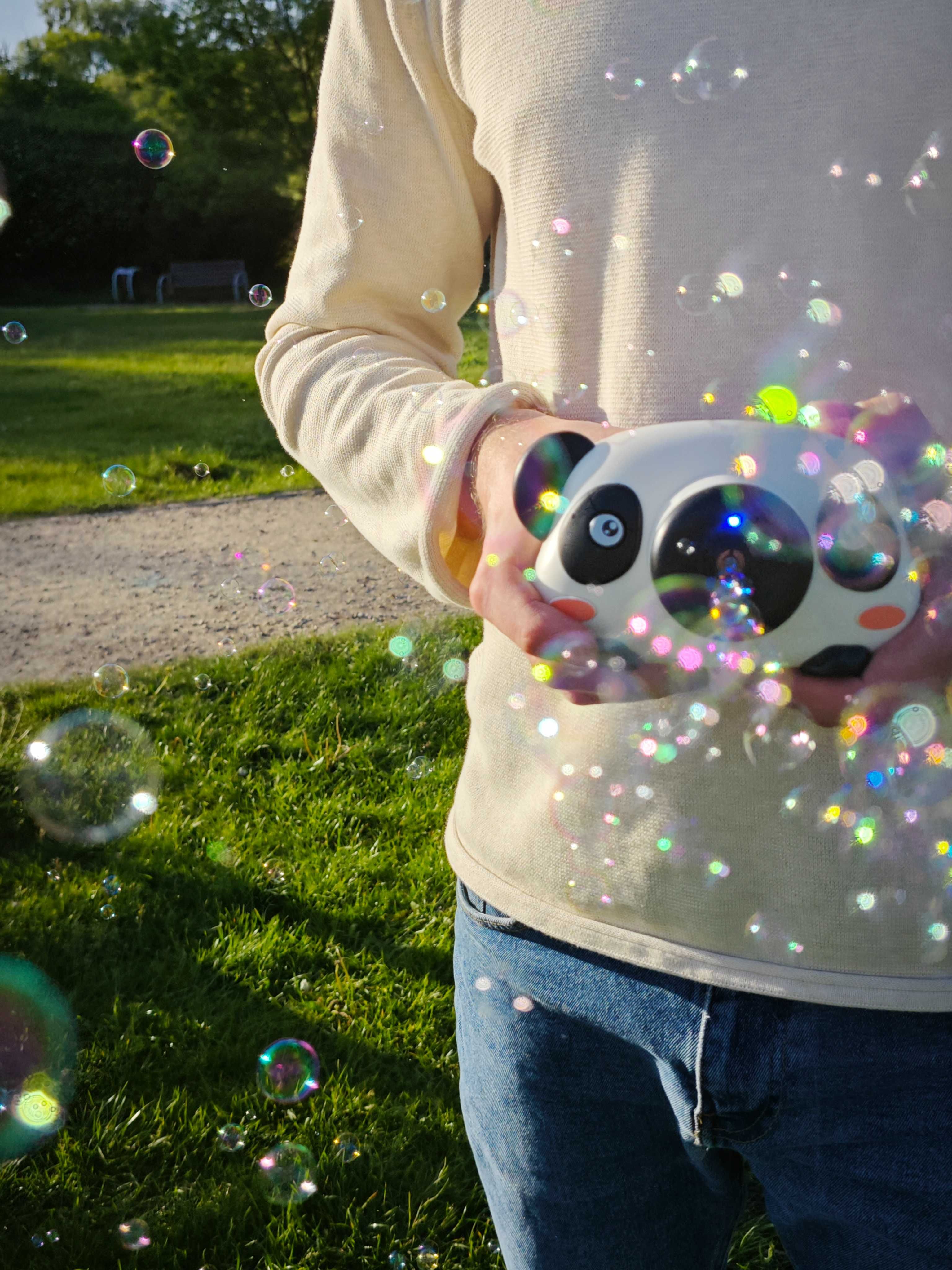 Aparat do robienia baniek BUBBLE CAMERA / Фотоапар з бульбашками