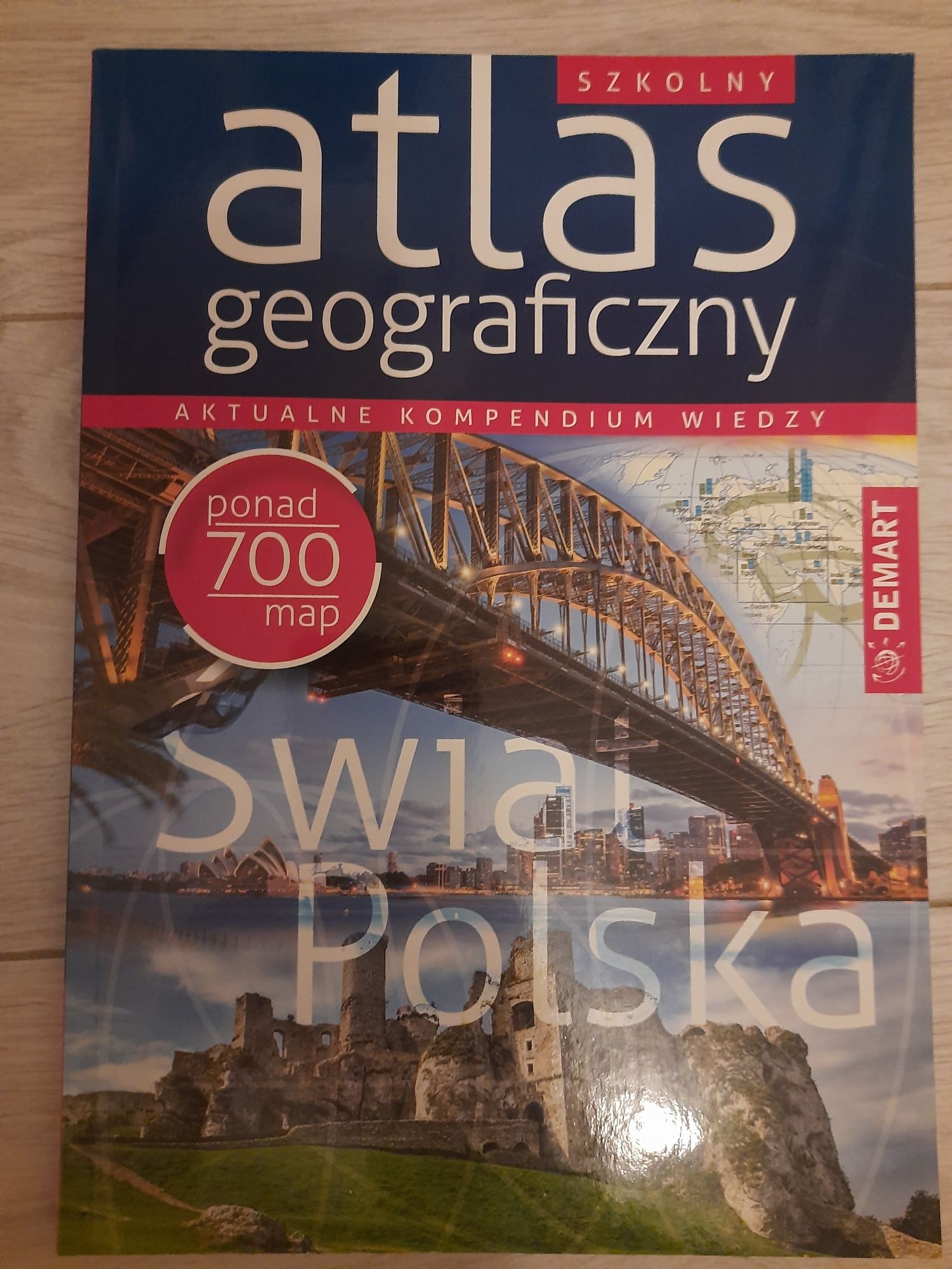 Atlas geograficzny szkolny