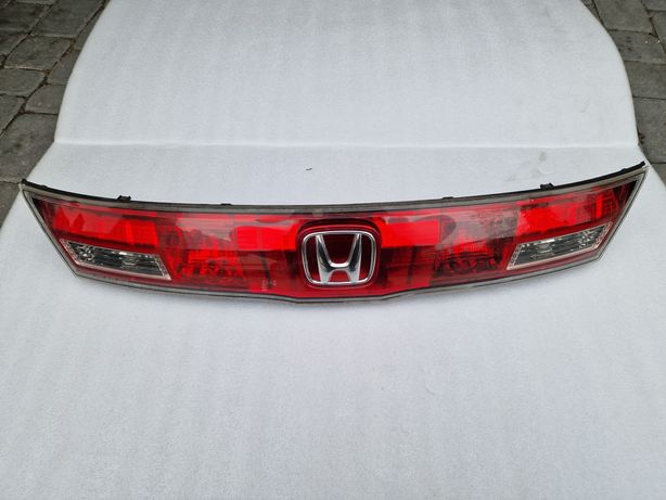 Honda Civic VIII ufo blenda klapy lampy tylne tył w klape lift polift