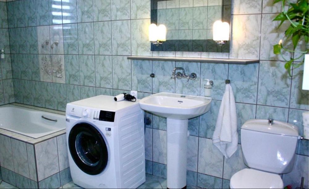 Apartament w Toruniu- 8-osobowy/ Bilard/ Parking/ Taras/ Spokój