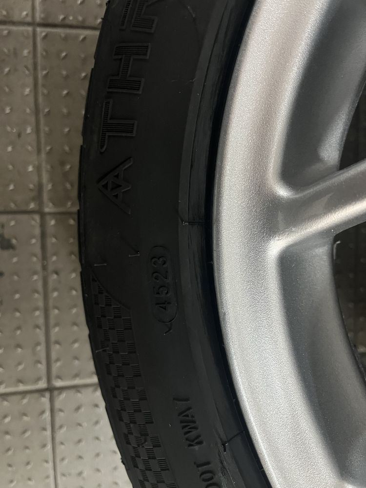 Jantes TSW Venom R15 4x100 7Jx15H2