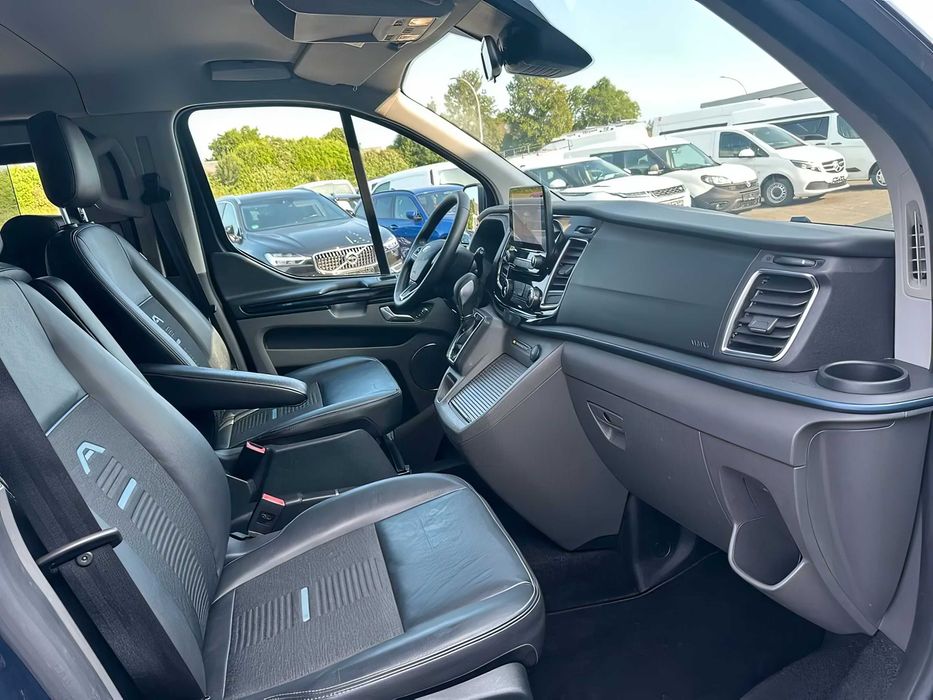 Ford Transit      2023