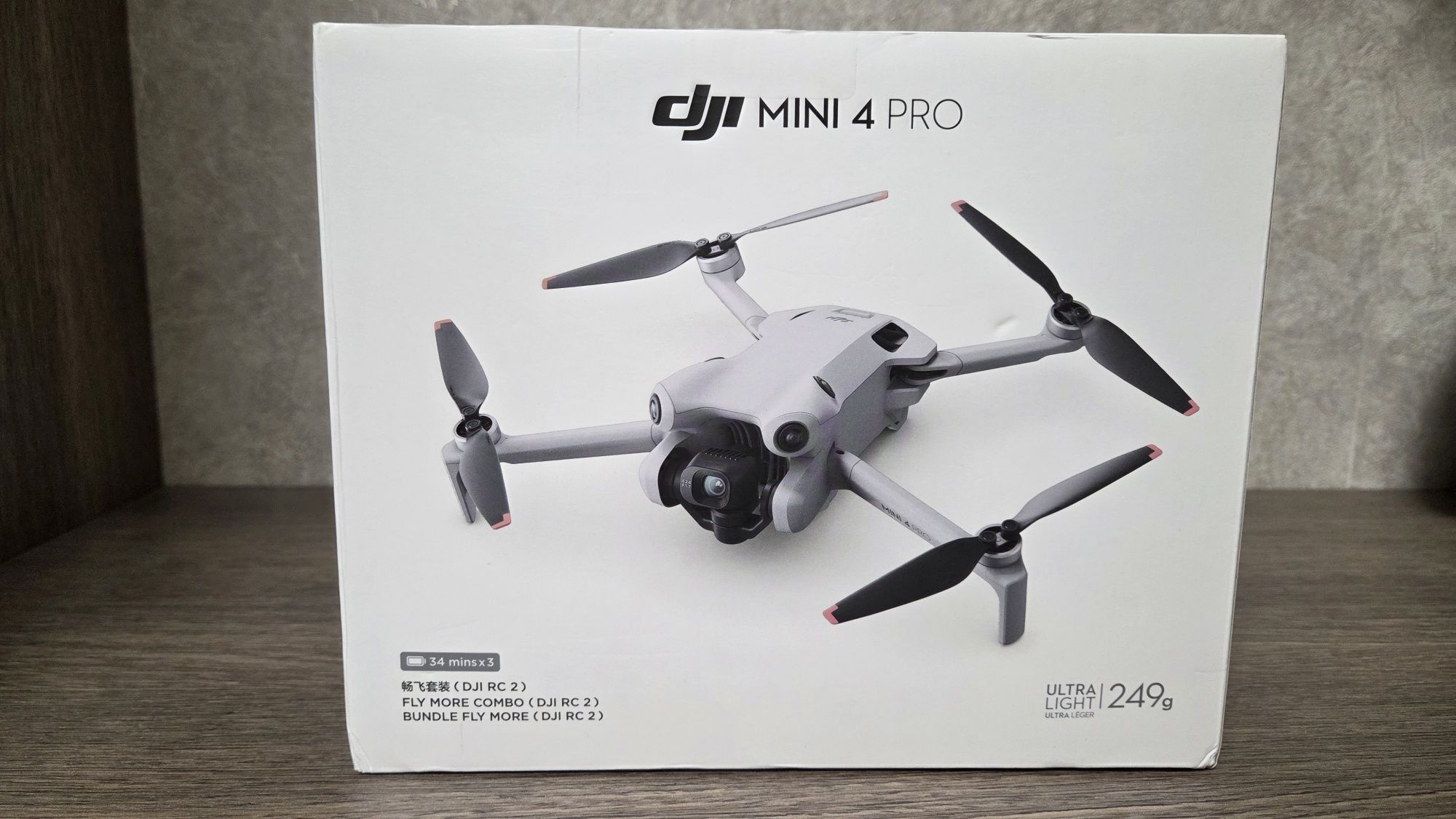 Квадрокоптер DJI MINI 4 PRO Fly more combo RC 2