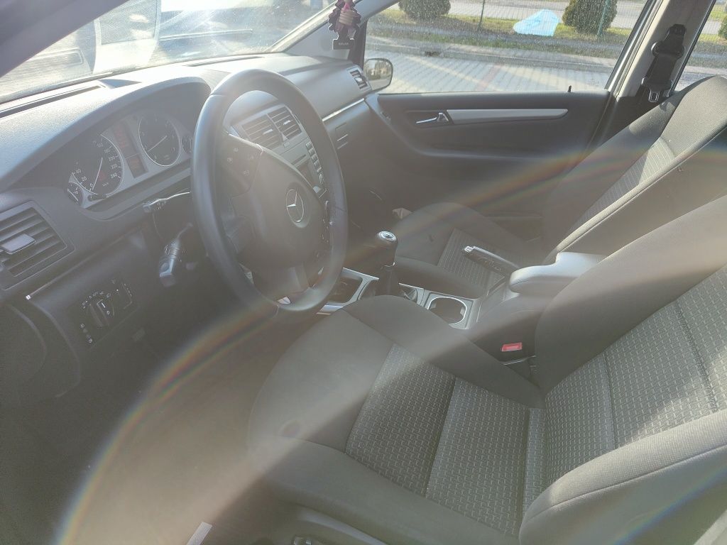 Mercedes b170 w245