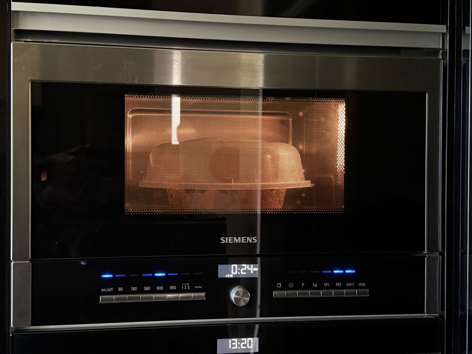 Microondas Siemens HF25G5R2/36 de encastrar