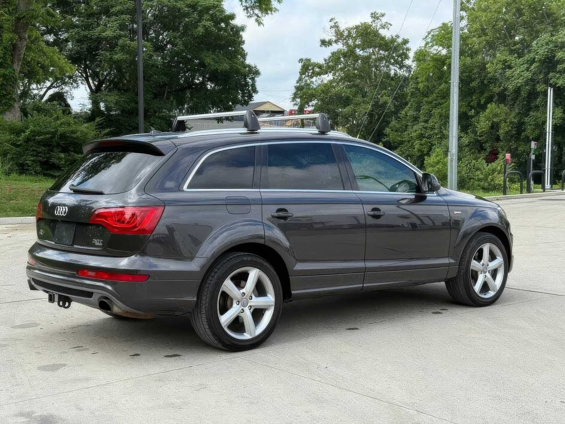 2014 Audi Q7  quattro S-Line Prestige