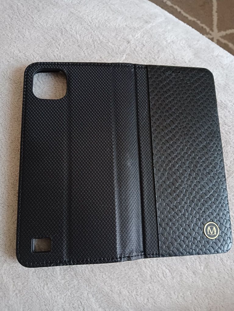 Etui, pokrowiec na telefon