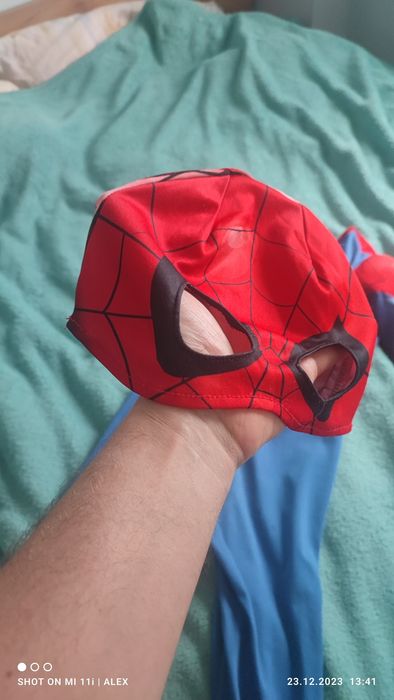 Strój.  Spiderman