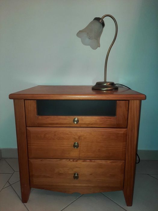 Cama dupla, cómoda e cabeceiras