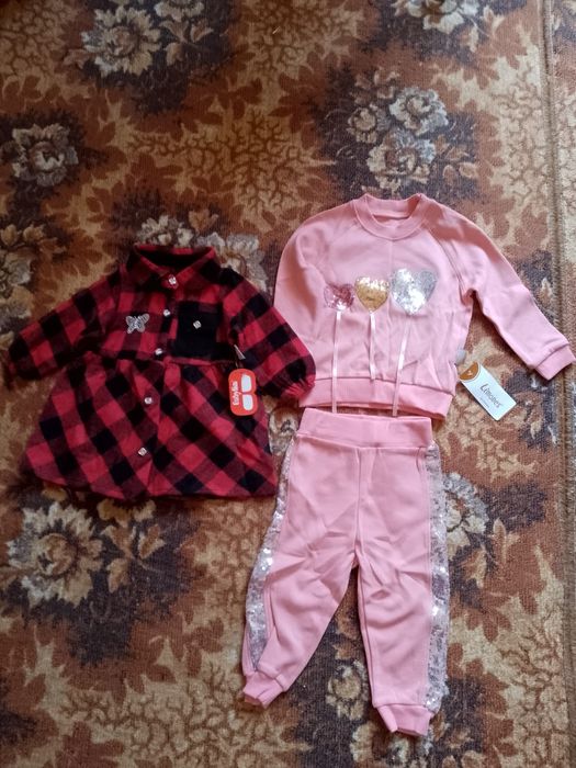 Продам новий костюм і плаття для дівчинки