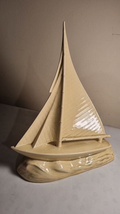 Barco à Vela Art Décô , Fábrica de Loiça de Sacavem