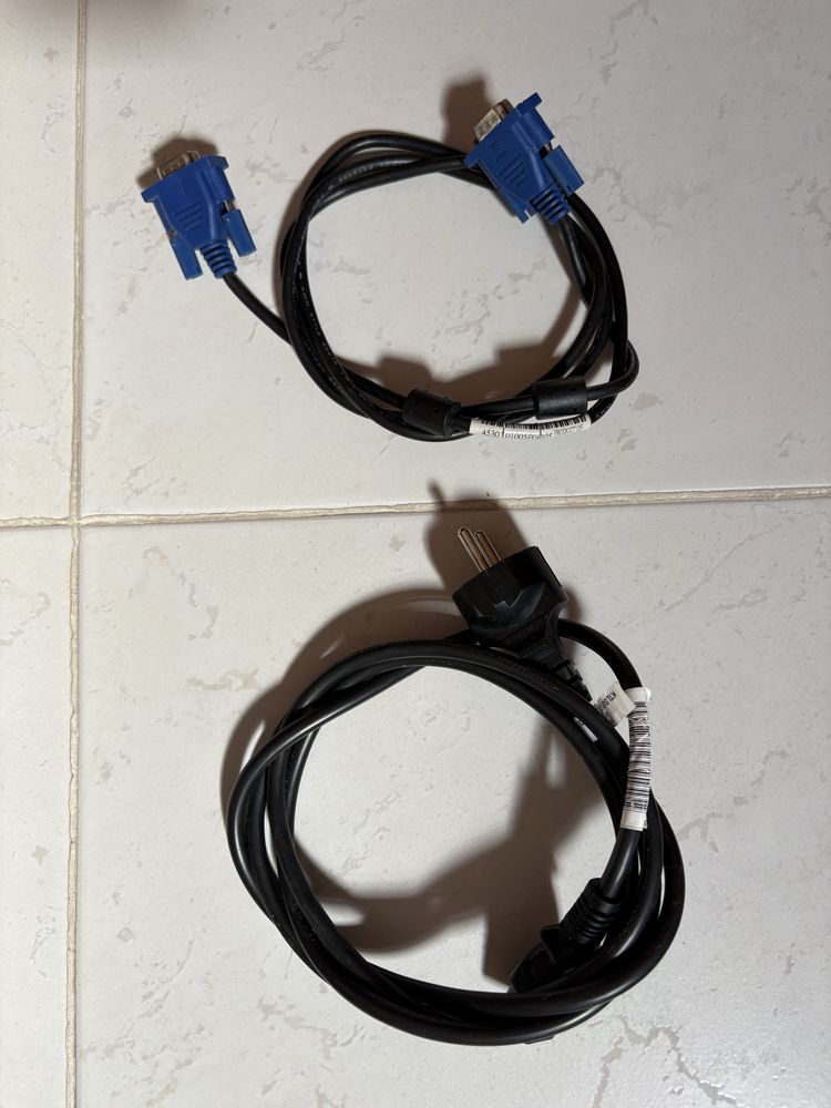 Monitor HP  v193 - 18,5”