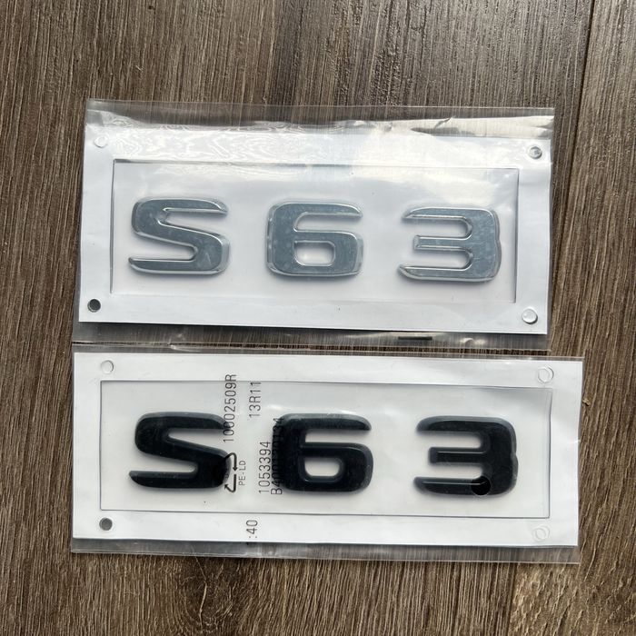 Шильдик S63 на кришку багажника надпис