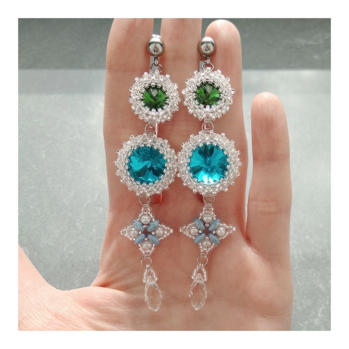 Kolczyki handmade - kolczyki z koralików szklaych długie - zielono, ni