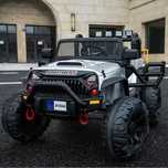 Auto na akumulator Jeep JC666 dwa akumulatory 200W silniki