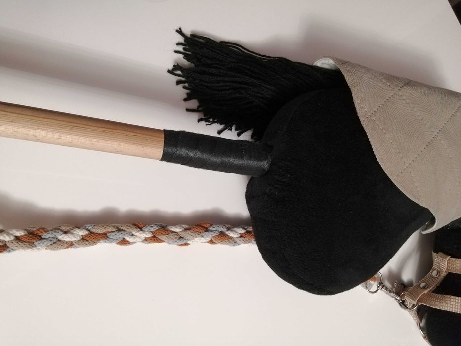Koń na kiju hobby horse