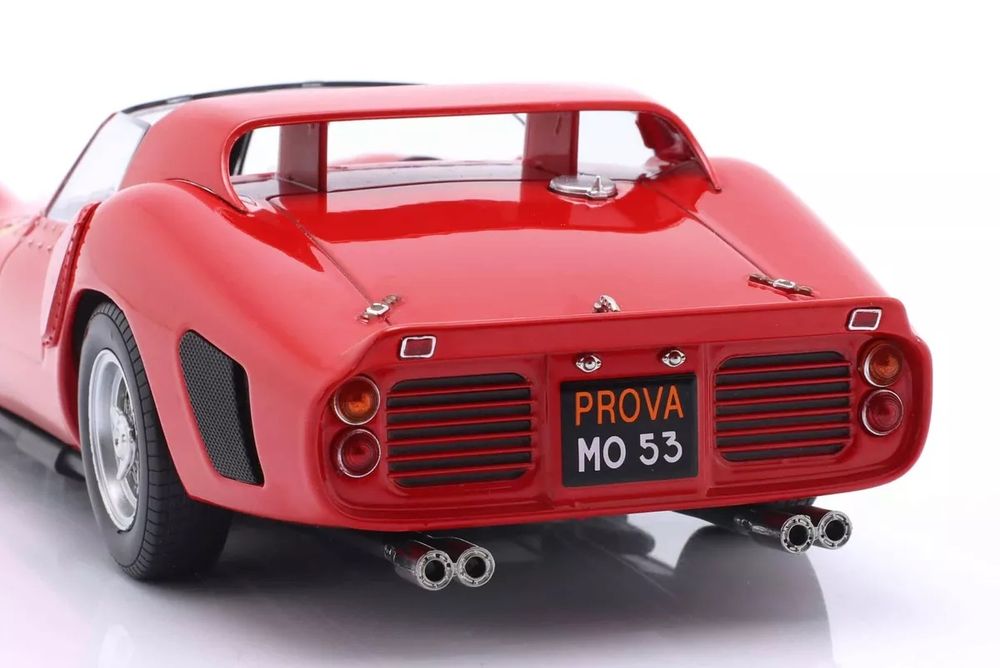 Werk83 1:18 Ferrari 330 TRI ano 1962