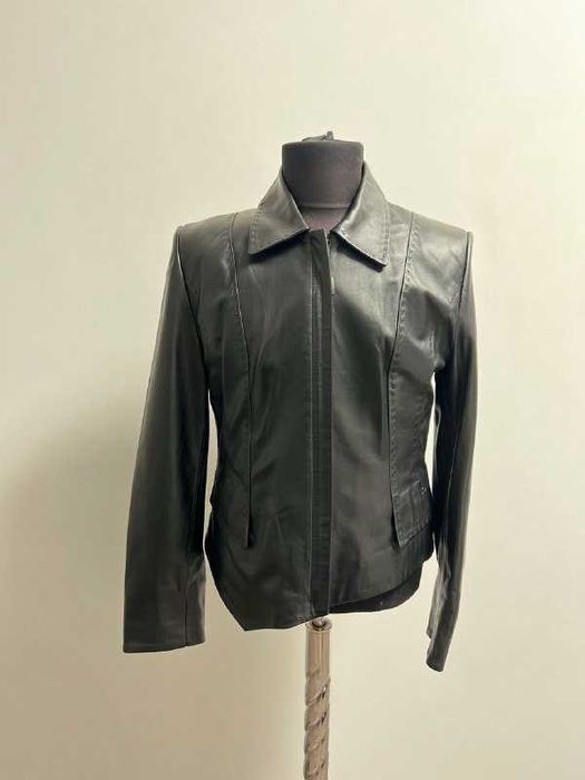 Класична натуральна шкіряна куртка 44