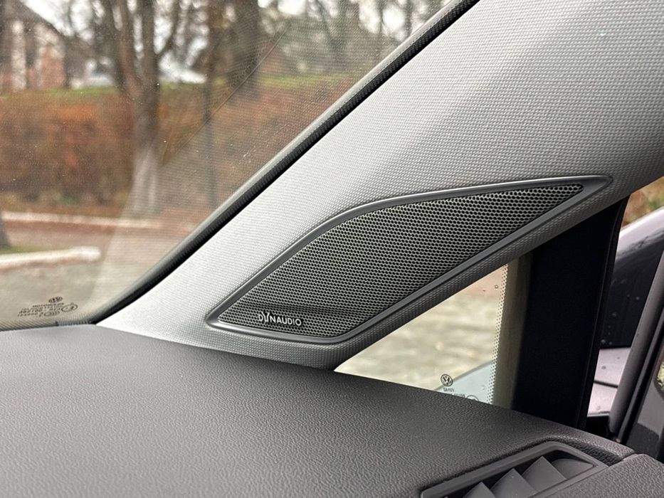 Volkswagen E-golf 2019