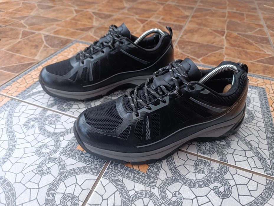 Atrium 40.5 р. чоловічі трекінгові кросівки gore-tex.