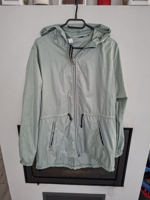 Kutrka parka wiatrówka r 44 nowa