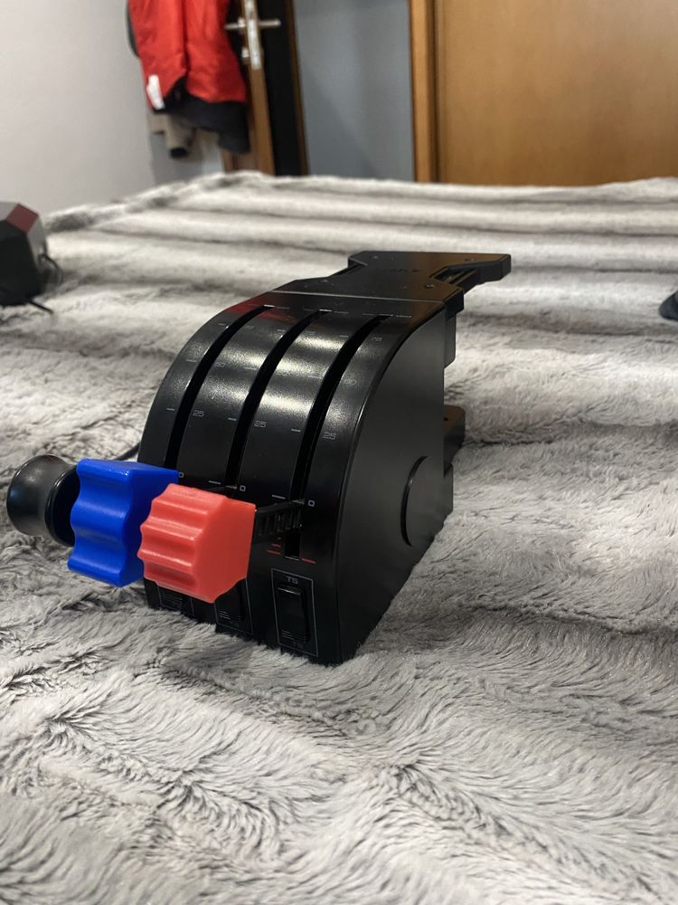 Saitek Pro Flight yoke com mods