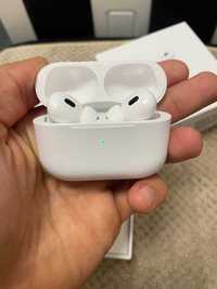 Навушники airpods pro 2 повний комплект, як нові