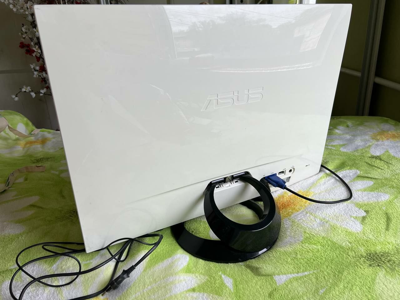 Монитор Asus 24 дюйма HDMI