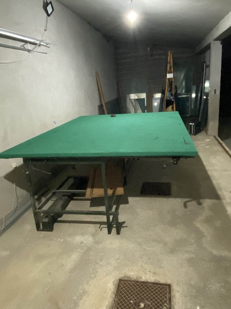 Mesa de corte de vidro