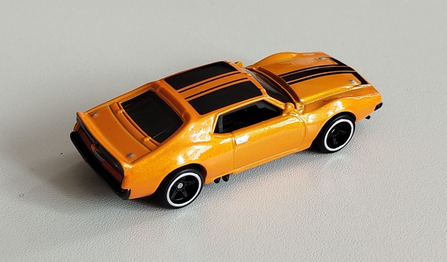 Hot Wheels '71 AMC Javelin Premium