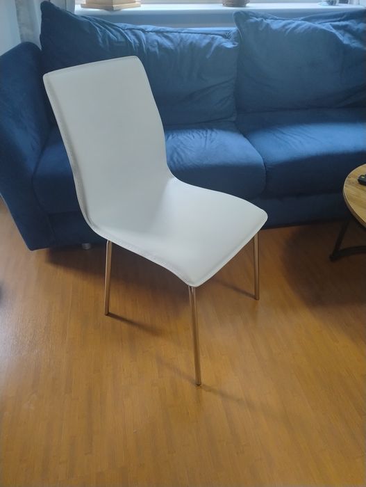 Krzesła skórzane 5 sztuk cnana za sztukę