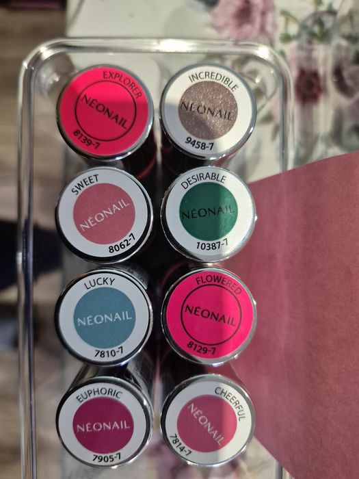Lakiery neonail nowe mega promocja od 6zl sztuka