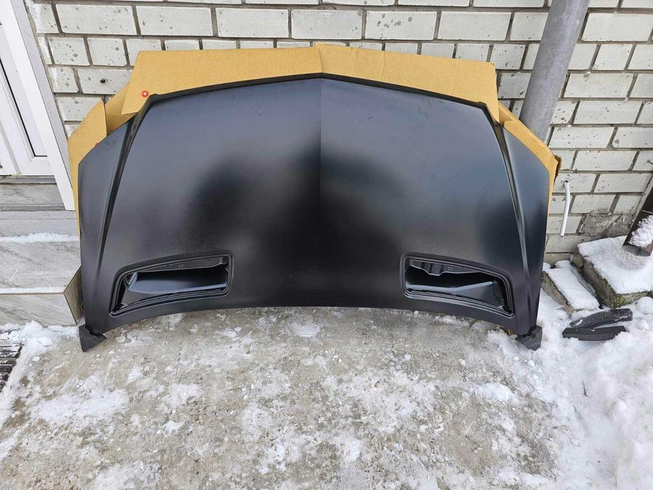 Капот на Mercedes Sprinter с 13-18г