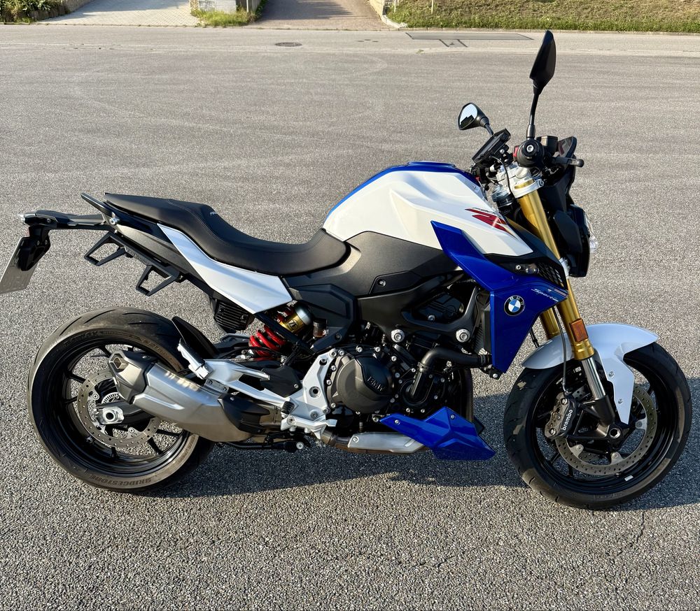 BMW F900R A2. Full LED, łancuch M Endurance, 4 Pakiety wyposażenia.