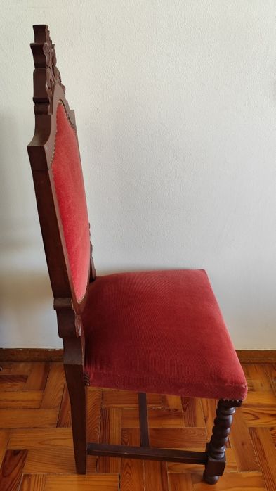 Vendo Cómoda e Cadeiras vintage