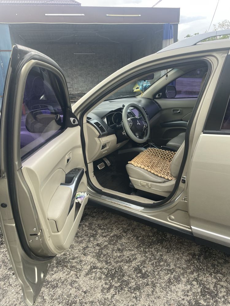 Mitsubishi Outlander 2008