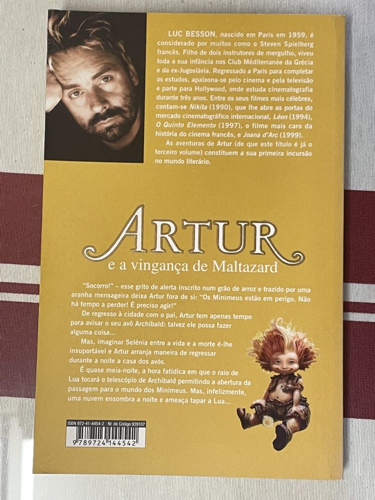 Livro “Artur e a vingança de Maltazard”