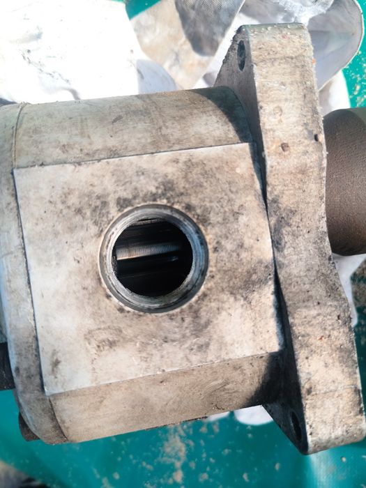 Pompa hydrauliczna 50 l/min . Z multiplikatorem nujn 100/unhz 500