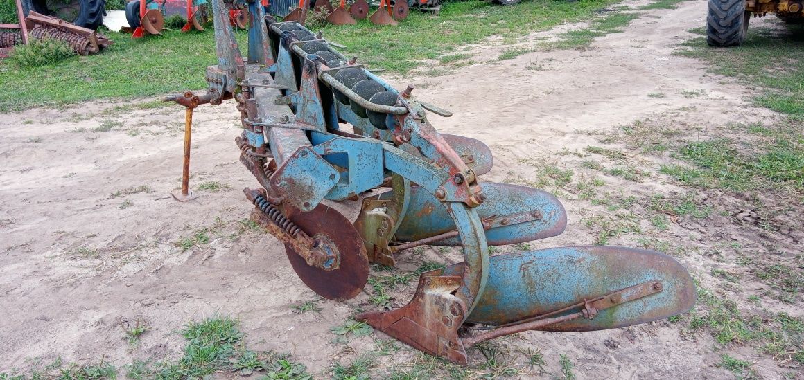 Overum 3x16 Pług Zagonowy