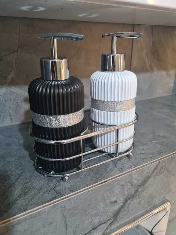 Zestaw łazienkowy Home&You 2 dozowniki + metalowy stojak NOWY GLAMOUR