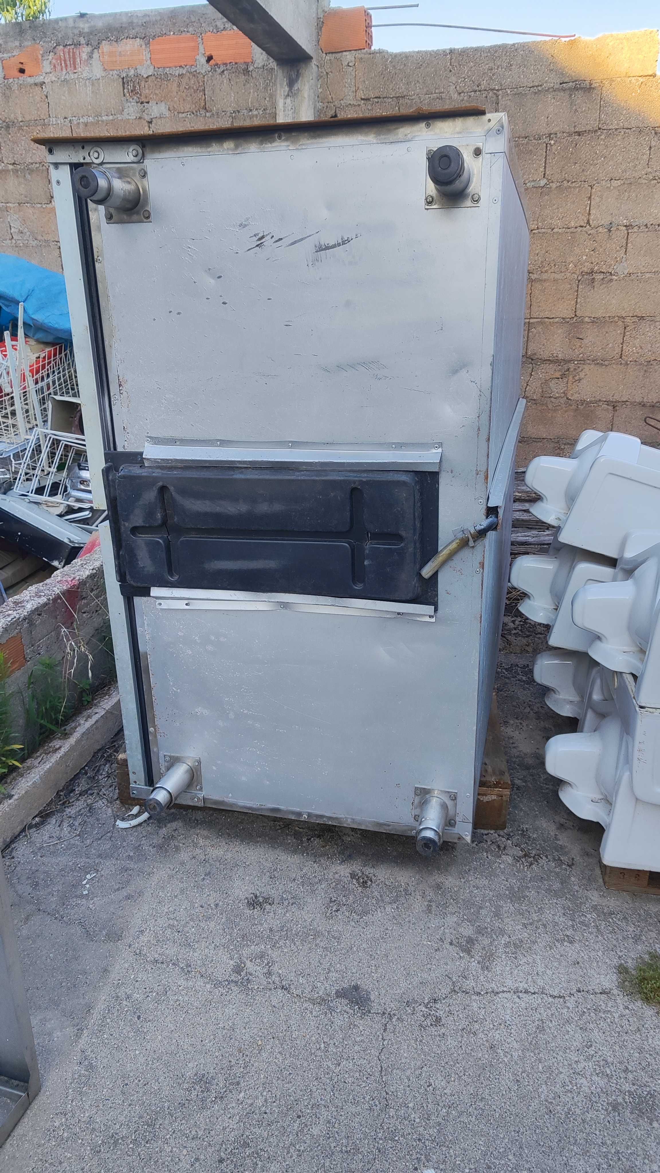 VITRINE com motor