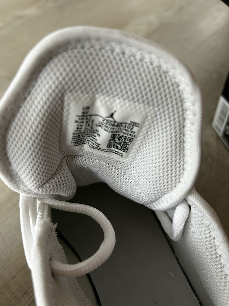 JORDAN ONE TAKE II (GS), White, rozm. 37,5