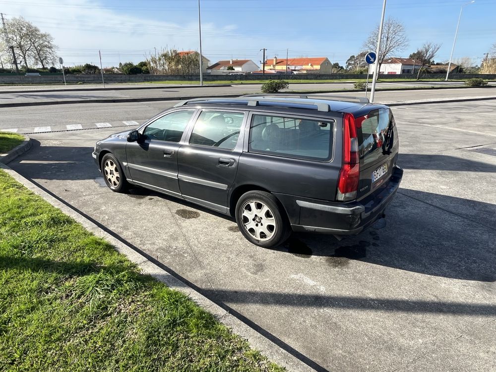 Volvo V70, 2500 D ano 2000