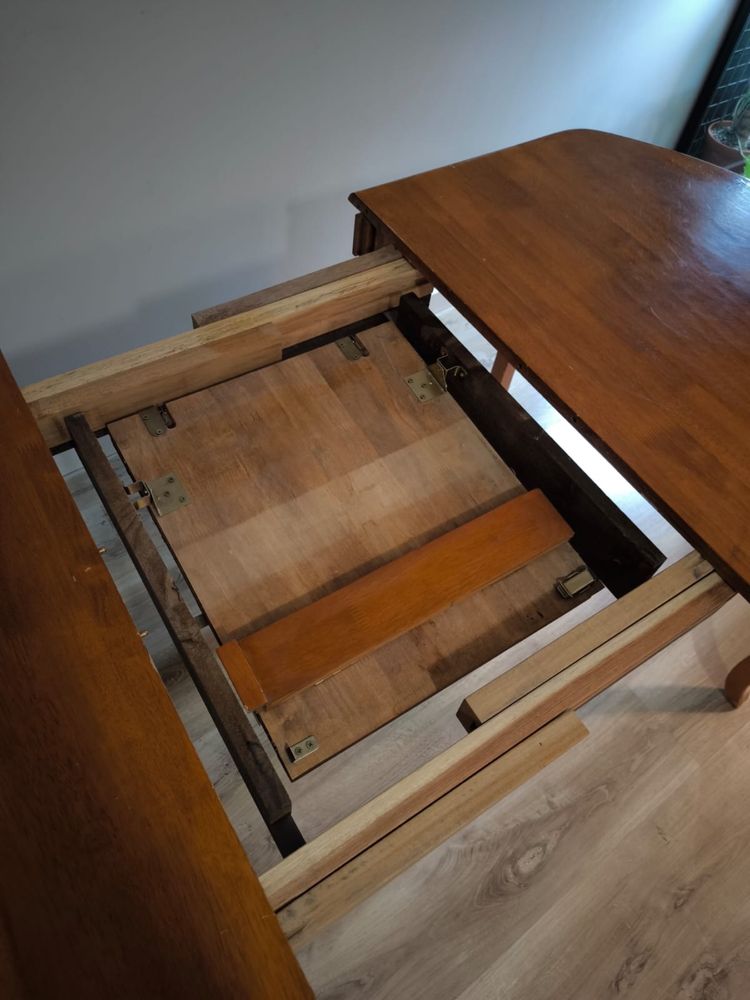 Kuolin stół drewniany