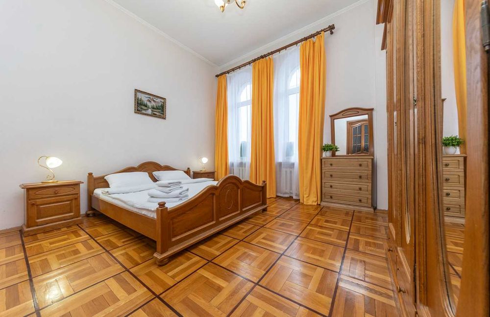 4к Жилянська 7, метро Олімпійська, Палац спорту