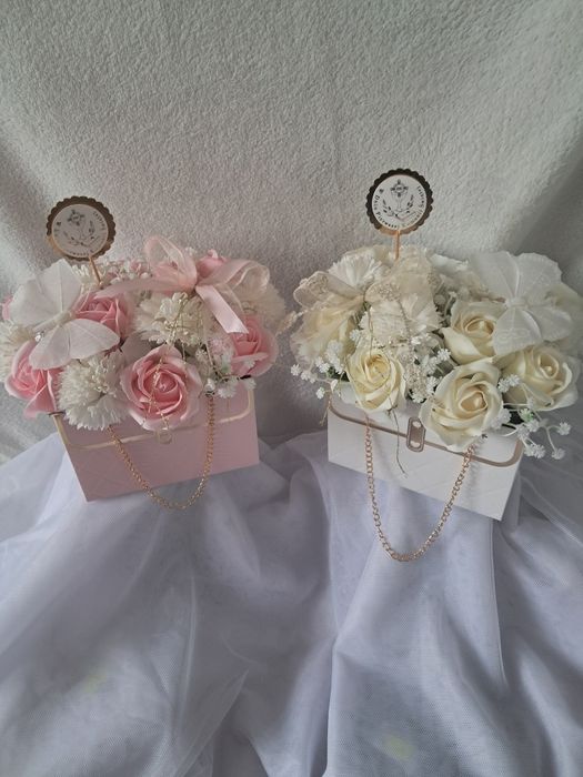 Flowerbox z róż mydlanych